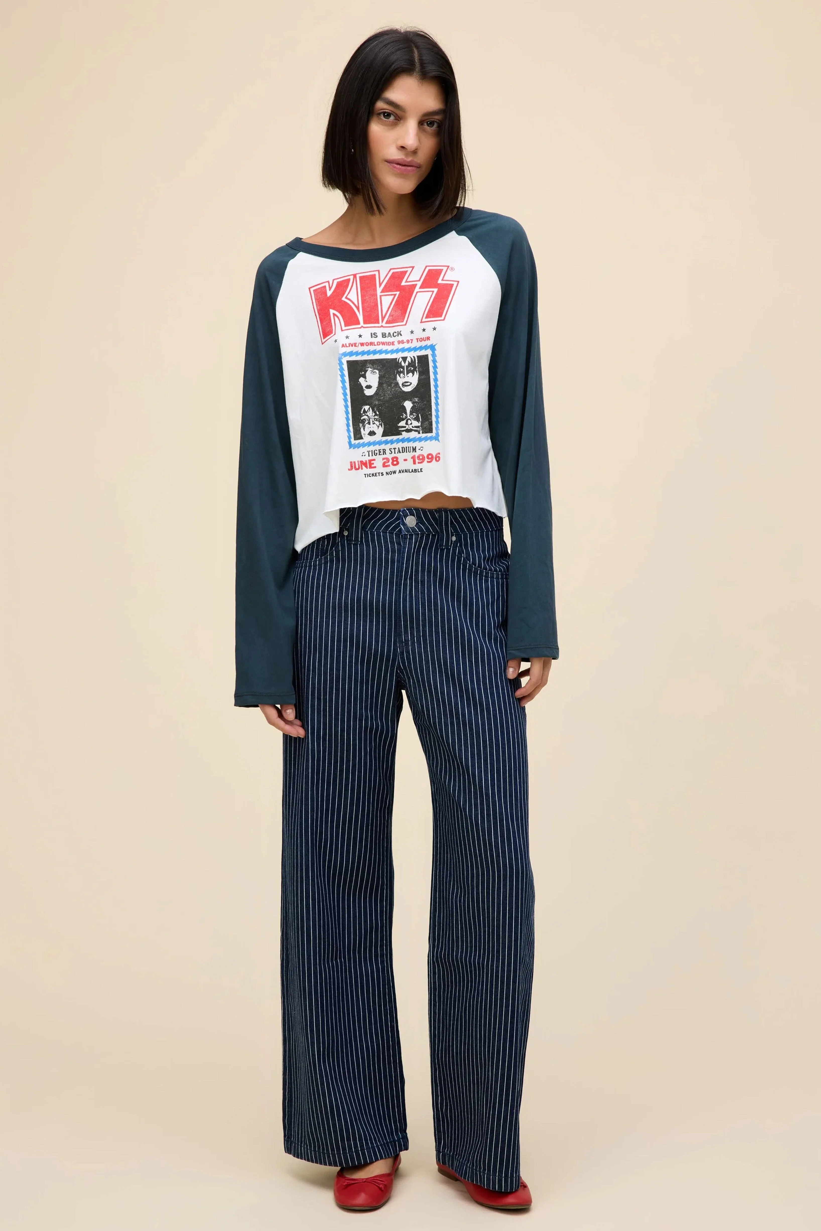 DAYDREAMER | Kiss Tiger Stadium Long Sleeve - White - Image 4