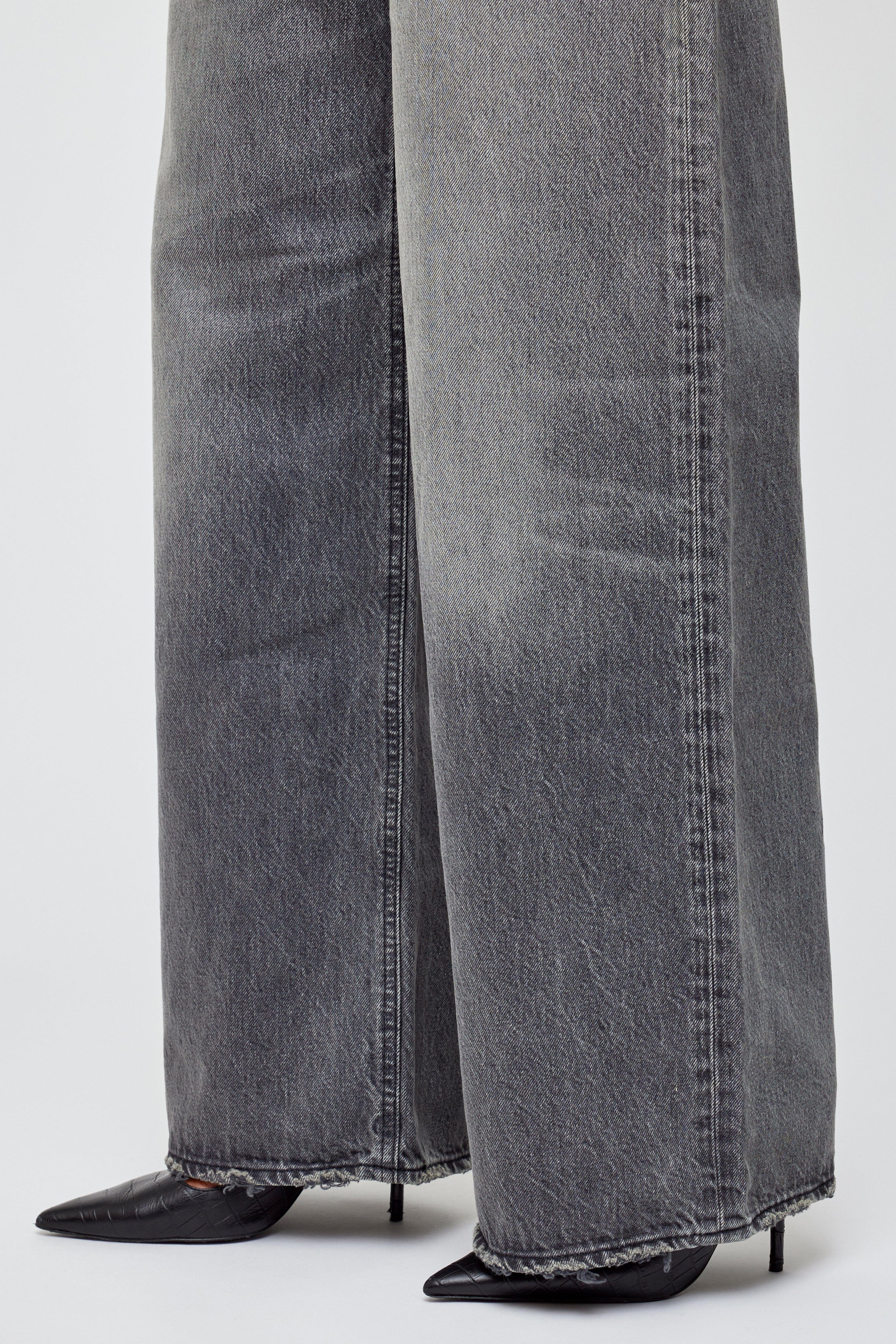 MOUSSY | MV Elmont Super Wide Pants - Light Black - Image 5