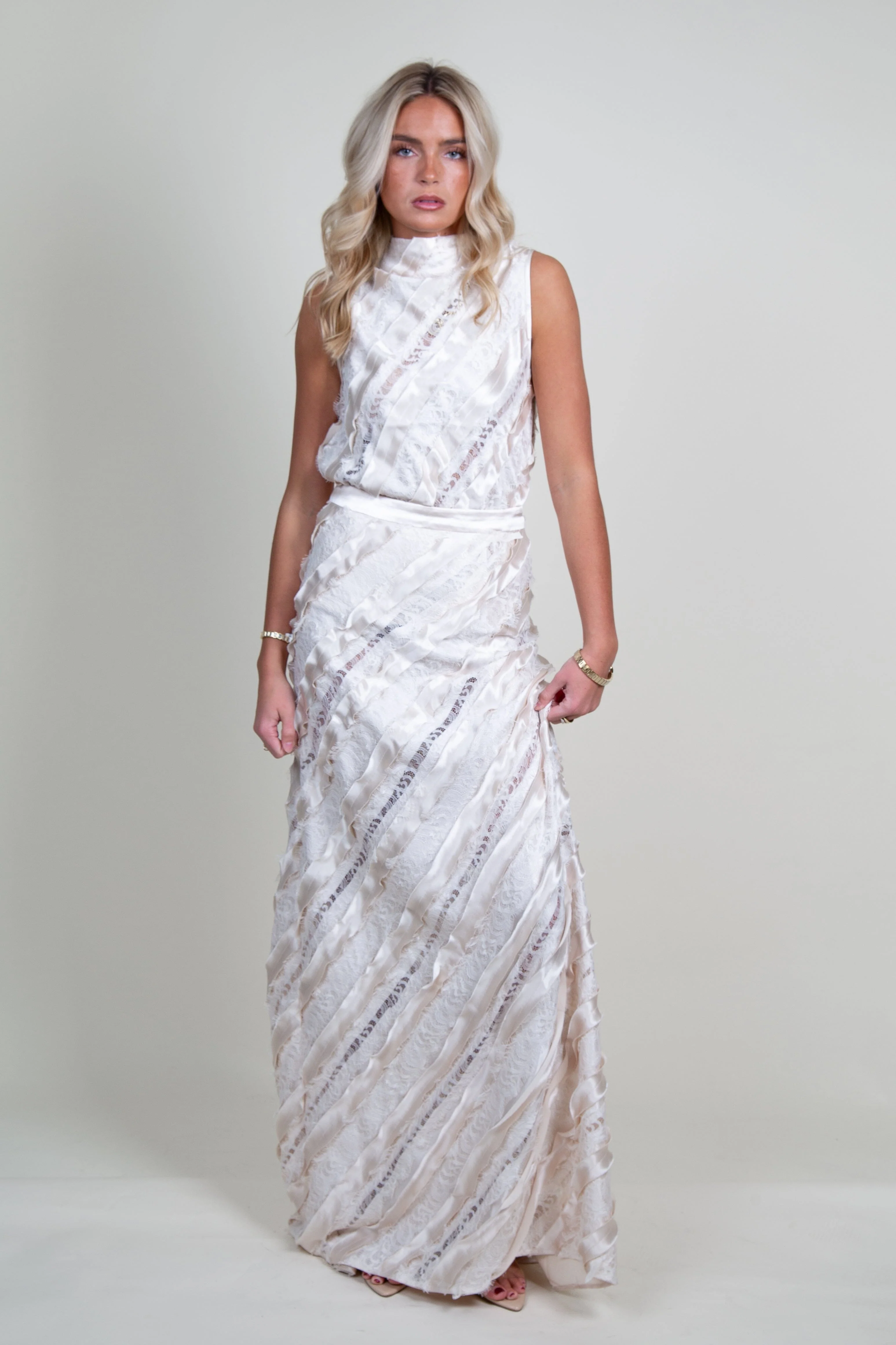 NONCHALANT | Elodie Maxi Skirt - Champagne - Image 2
