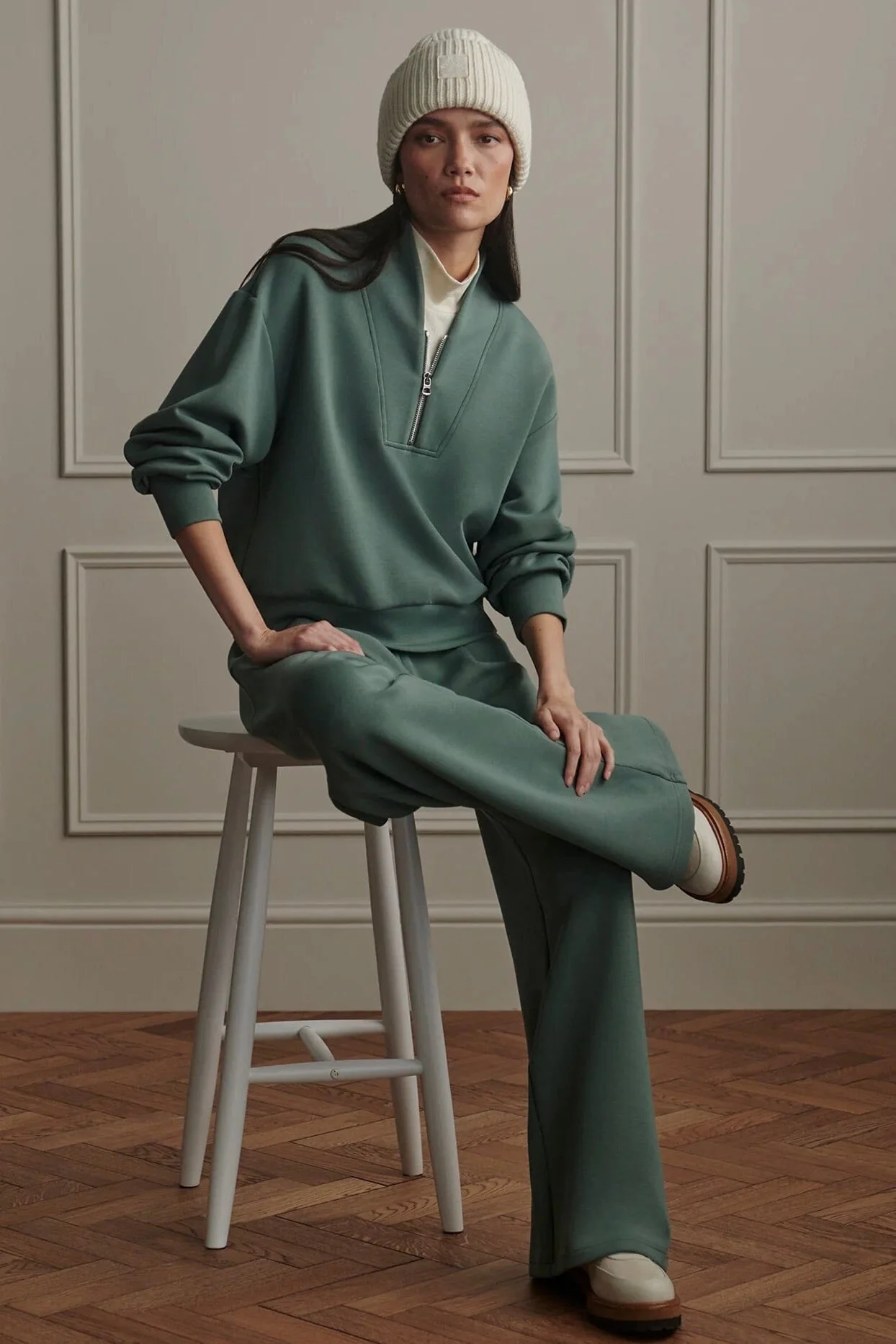VARLEY | Davidson Sweat - Dark Forest - Image 4